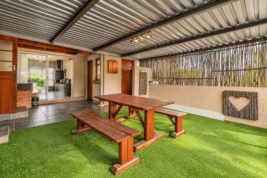 3 Bedroom Property for Sale in Morgenster Heights Western Cape